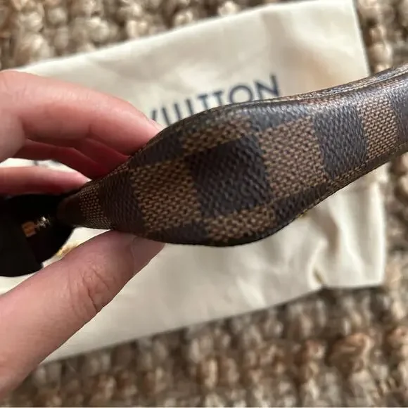 Louis Vuitton mini Pochette accessories Damier Ebene print - Picture 6 of 11